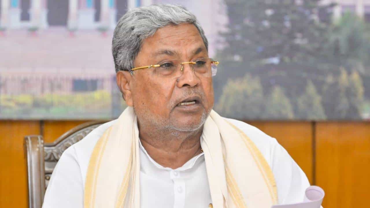 ಹೈಕೋರ್ಟ್ ತೀರ್ಪು ಬಳಿಕ ಸಿಎಂ ಟೆನ್ಷನ್: ಶಾಸಕಾಂಗ ಪಕ್ಷ, ಸಚಿವ ಸಂಪುಟ ಸಭೆ ಕರೆದ ಸಿದ್ದರಾಮಯ್ಯ ಹೈಕೋರ್ಟ್ ತೀರ್ಪು ಬಳಿಕ ಸಿಎಂ ಟೆನ್ಷನ್: ಶಾಸಕಾಂಗ ಪಕ್ಷ, ಸಚಿವ ಸಂಪುಟ ಸಭೆ ಕರೆದ ಸಿದ್ದರಾಮಯ್ಯ