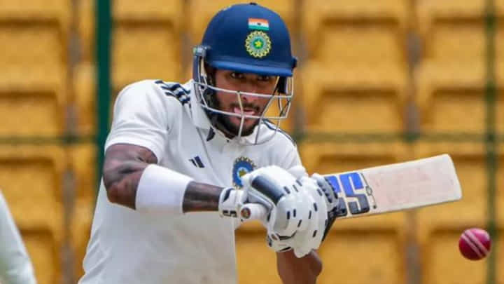 Duleep Trophy 2024: ಅಮೋಘ ಶತಕ ಸಿಡಿಸಿದ ರೋಹಿತ್ ನೆಚ್ಚಿನ ಆಟಗಾರ Duleep Trophy 2024: ಅಮೋಘ ಶತಕ ಸಿಡಿಸಿದ ರೋಹಿತ್ ನೆಚ್ಚಿನ ಆಟಗಾರ