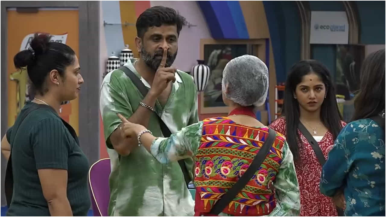 ಉಗ್ರಂ ಮಂಜು ಜೊತೆ ಚೈತ್ರಾ ಕುಂದಾಪುರ ಕಿರಿಕ್: ಬಿಗ್ ಬಾಸ್ ಮೊದಲ ದಿನವೇ ರಂಪಾಟ ಉಗ್ರಂ ಮಂಜು ಜೊತೆ ಚೈತ್ರಾ ಕುಂದಾಪುರ ಕಿರಿಕ್: ಬಿಗ್ ಬಾಸ್ ಮೊದಲ ದಿನವೇ ರಂಪಾಟ