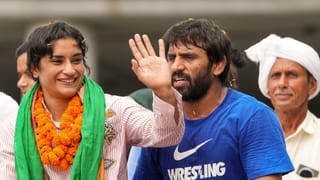 Vinesh Phogat: ಹರ್ಯಾಣ ವಿಧಾನಸಭಾ ಚುನಾವಣೆಗೆ ಮುನ್ನ ರಾಹುಲ್ ಗಾಂಧಿಯನ್ನು ಭೇಟಿ ಮಾಡಿದ ವಿನೇಶ್ ಫೋಗಟ್, ಬಜರಂಗ್ ಪುನಿಯಾ