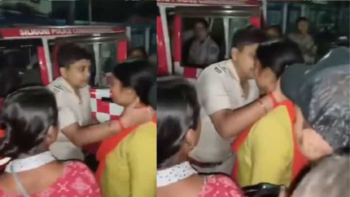 ಕುಡಿದ ಮತ್ತಿನಲ್ಲಿ ಯುವತಿಯ ತುಟಿಗೆ ಮುತ್ತಿಡಲು ಹೋದ ಪೊಲೀಸ್; ಶಾಕಿಂಗ್ ವಿಡಿಯೋ ವೈರಲ್ ಕುಡಿದ ಮತ್ತಿನಲ್ಲಿ ಯುವತಿಯ ತುಟಿಗೆ ಮುತ್ತಿಡಲು ಹೋದ ಪೊಲೀಸ್; ಶಾಕಿಂಗ್ ವಿಡಿಯೋ ವೈರಲ್