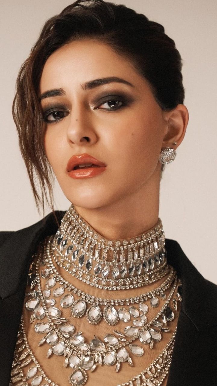 Ananya Pandey9