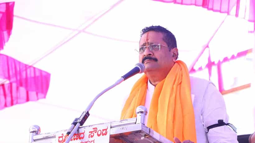 ರಾಹುಲ್ ಗಾಂಧಿ, ಸಿದ್ದರಾಮಯ್ಯ ವಿರುದ್ಧ ಅವಾಚ್ಯ ಶಬ್ಧ ಬಳಕೆ: ಯತ್ನಾಳ್ ವಿರುದ್ಧ ದೂರು