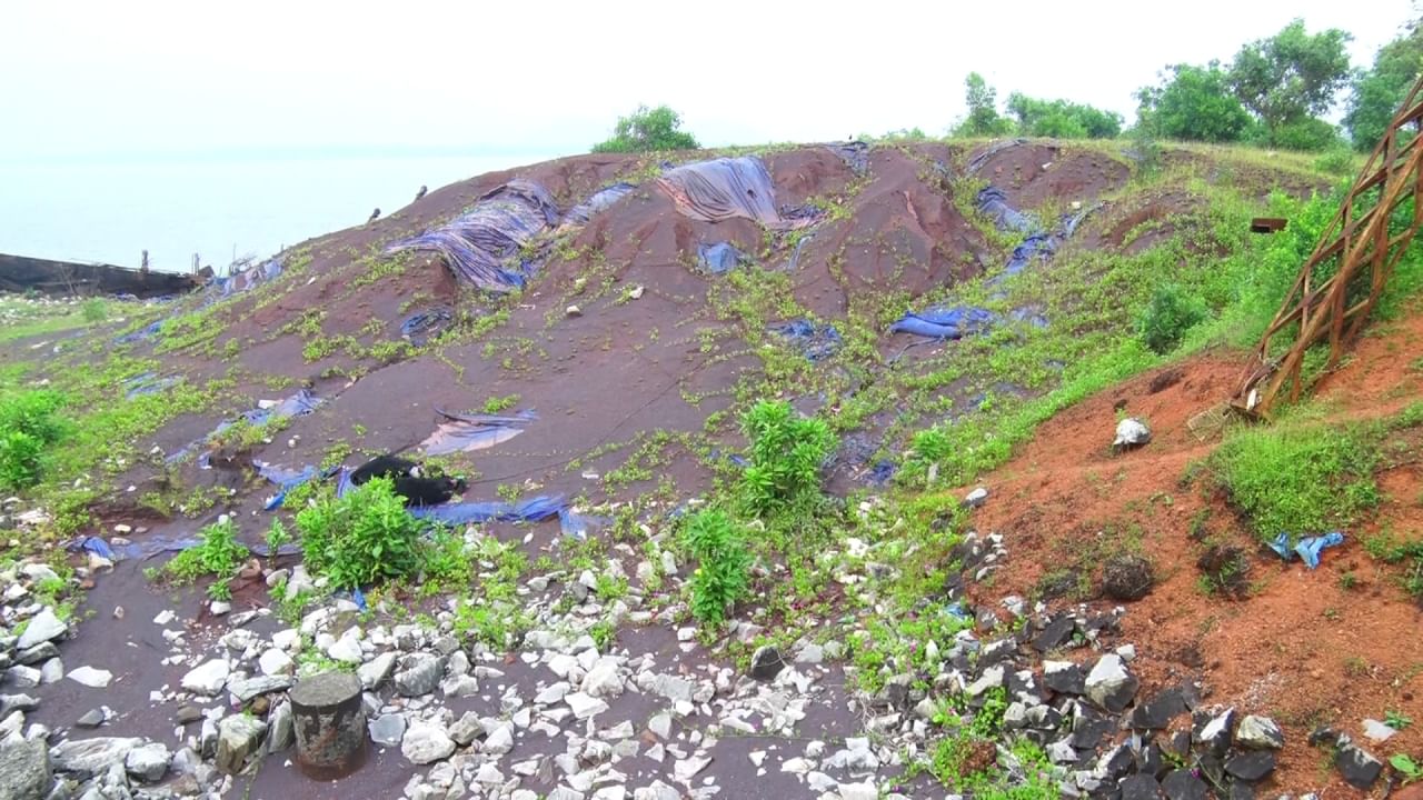 Iron Ore Smuggling Case Verdict: Belekeri port now Abandoned, seized ore goes to sea