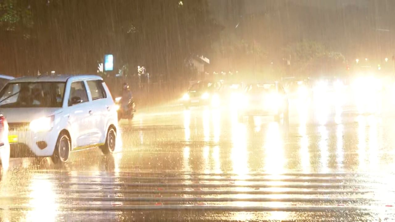 Bangalore Rains: Heavy rain hits Bengaluru, okalipuram underpass submerged, Traffic jam and other latest updates here in Kannada