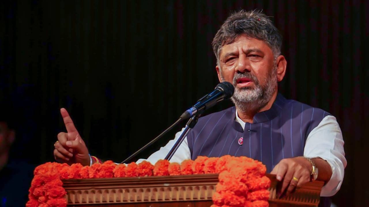 ಕೇಂದ್ರ ಸರ್ಕಾರದ ವಿರುದ್ಧ ನಮ್ಮ ತೆರಿಗೆ ನಮ್ಮ ಹಕ್ಕು ಪ್ರತಿಭಟನೆ: ಡಿಕೆ ಶಿವಕುಮಾರ್ ಕೇಂದ್ರ ಸರ್ಕಾರದ ವಿರುದ್ಧ ನಮ್ಮ ತೆರಿಗೆ ನಮ್ಮ ಹಕ್ಕು ಪ್ರತಿಭಟನೆ: ಡಿಕೆ ಶಿವಕುಮಾರ್