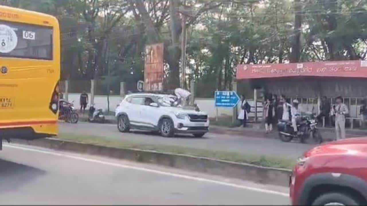 ಶಿವಮೊಗ್ಗ: ಪೊಲೀಸ್ ಸಿಬ್ಬಂದಿಯನ್ನೇ ಬಾನೆಟ್ ಮೇಲೆ ಹೊತ್ತೊಯ್ದ ಕಾರು ಚಾಲಕ ಶಿವಮೊಗ್ಗ: ಪೊಲೀಸ್ ಸಿಬ್ಬಂದಿಯನ್ನೇ ಬಾನೆಟ್ ಮೇಲೆ ಹೊತ್ತೊಯ್ದ ಕಾರು ಚಾಲಕ