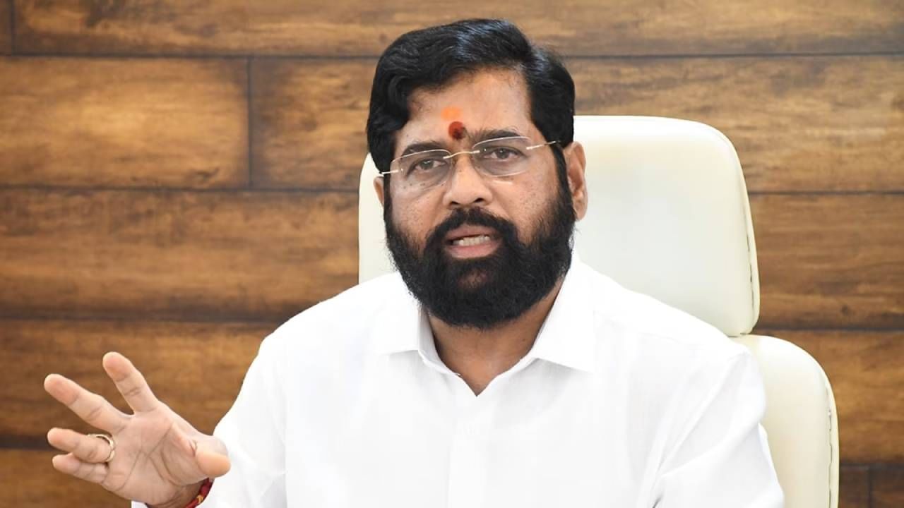 ಚುನಾವಣಾ ದಿನಾಂಕ ಘೋಷಣೆಗೂ ಮುನ್ನ ಸಿಬ್ಬಂದಿಗೆ ದೀಪಾವಳಿ ಬೋನಸ್ ಘೋಷಿಸಿದ ಮಹಾರಾಷ್ಟ್ರ ಸರ್ಕಾರ ಚುನಾವಣಾ ದಿನಾಂಕ ಘೋಷಣೆಗೂ ಮುನ್ನ ಸಿಬ್ಬಂದಿಗೆ ದೀಪಾವಳಿ ಬೋನಸ್ ಘೋಷಿಸಿದ ಮಹಾರಾಷ್ಟ್ರ ಸರ್ಕಾರ
