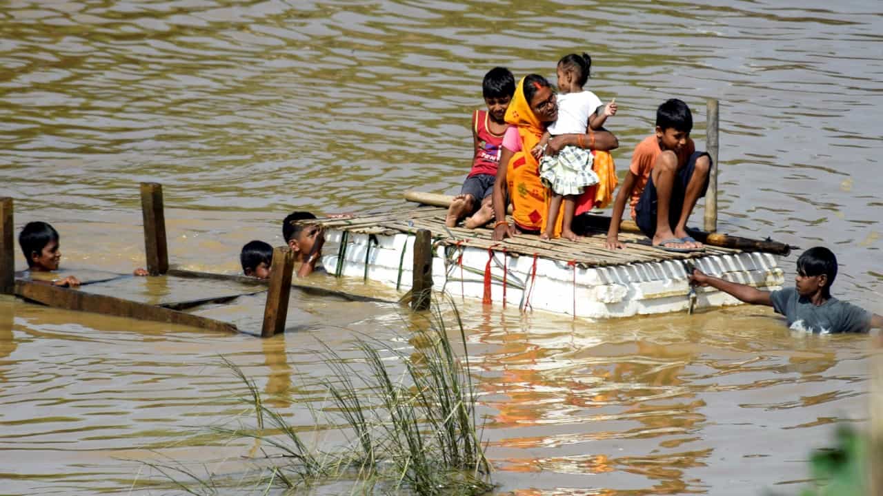 ಪ್ರವಾಹ ಪೀಡಿತ 14 ರಾಜ್ಯಗಳಿಗೆ ₹ 5,858 ಕೋಟಿ ಬಿಡುಗಡೆ ಮಾಡಿದ ಕೇಂದ್ರ ಸರ್ಕಾರ ಪ್ರವಾಹ ಪೀಡಿತ 14 ರಾಜ್ಯಗಳಿಗೆ ₹ 5,858 ಕೋಟಿ ಬಿಡುಗಡೆ ಮಾಡಿದ ಕೇಂದ್ರ ಸರ್ಕಾರ