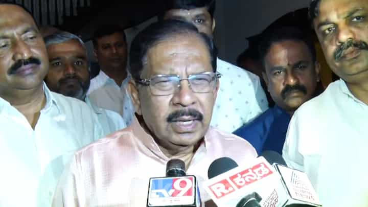 ಸತೀಶ್ ಜಾರಕಿಹೊಳಿ, ಮಹದೇವಪ್ಪ ಜೊತೆಗಿನ ರಹಸ್ಯ ಸಭೆಯ ಮಾಹಿತಿ ಬಿಚ್ಚಿಟ್ಟ ಜಿ ಪರಮೇಶ್ವರ ಸತೀಶ್ ಜಾರಕಿಹೊಳಿ, ಮಹದೇವಪ್ಪ ಜೊತೆಗಿನ ರಹಸ್ಯ ಸಭೆಯ ಮಾಹಿತಿ ಬಿಚ್ಚಿಟ್ಟ ಜಿ ಪರಮೇಶ್ವರ