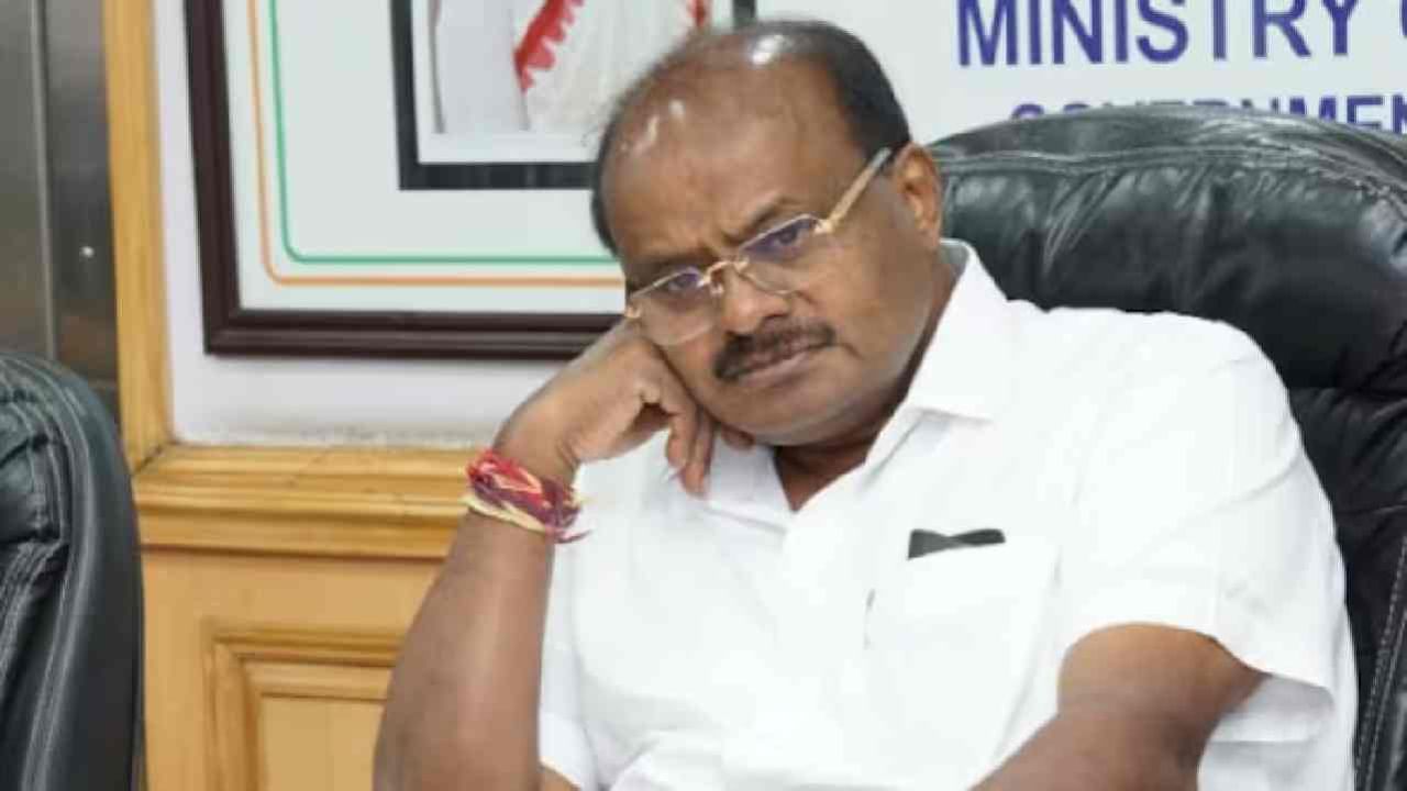 ಯೋಗೇಶ್ವರ್ ರಾಜೀನಾಮೆ ಬೆನ್ನಲ್ಲೇ ಚುರುಕುಗೊಂಡ ತಂತ್ರಗಾರಿಕೆ: ಎನ್ಡಿಎ ಅಚ್ಚರಿ ಅಭ್ಯರ್ಥಿ ಯಾರು? ಯೋಗೇಶ್ವರ್ ರಾಜೀನಾಮೆ ಬೆನ್ನಲ್ಲೇ ಚುರುಕುಗೊಂಡ ತಂತ್ರಗಾರಿಕೆ: ಎನ್ಡಿಎ ಅಚ್ಚರಿ ಅಭ್ಯರ್ಥಿ ಯಾರು?