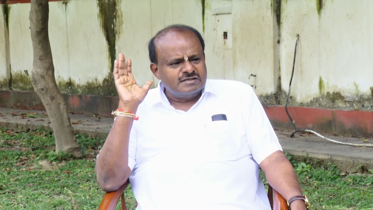 ಒಮ್ಮೆಯಾದರೂ ನನ್ನನ್ನು ಜೈಲಿಗೆ ಹಾಕಬೇಕೆಂದು ಸಂಚು: ಲೋಕಾಯುಕ್ತ ಎಡಿಜಿಪಿ ವಿರುದ್ಧ ಹೆಚ್ಡಿ ಕುಮಾರಸ್ವಾಮಿ ವಾಗ್ದಾಳಿ ಒಮ್ಮೆಯಾದರೂ ನನ್ನನ್ನು ಜೈಲಿಗೆ ಹಾಕಬೇಕೆಂದು ಸಂಚು: ಲೋಕಾಯುಕ್ತ ಎಡಿಜಿಪಿ ವಿರುದ್ಧ ಹೆಚ್ಡಿ ಕುಮಾರಸ್ವಾಮಿ ವಾಗ್ದಾಳಿ