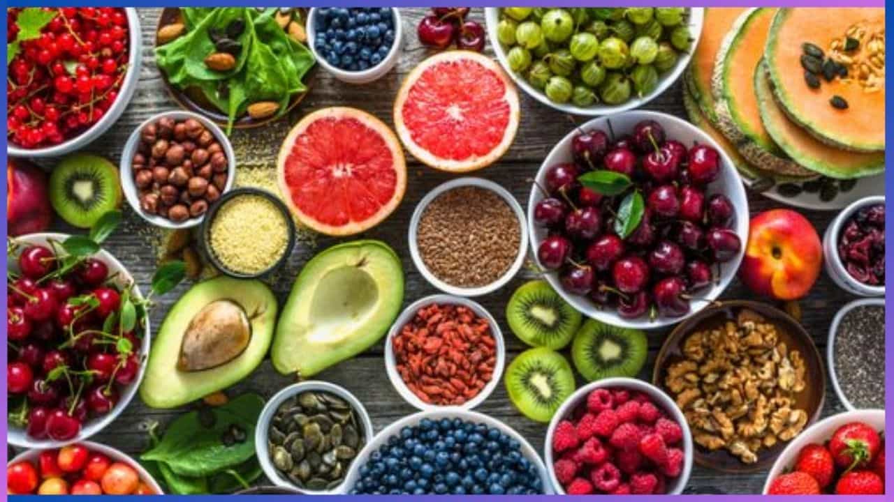 Heart healthy diet: ಈ ಆಹಾರಗಳು ನಿಮ್ಮ ಆರೋಗ್ಯಕ್ಕೆ ಸಂಜೀವಿನಿ Heart healthy diet: ಈ ಆಹಾರಗಳು ನಿಮ್ಮ ಆರೋಗ್ಯಕ್ಕೆ ಸಂಜೀವಿನಿ