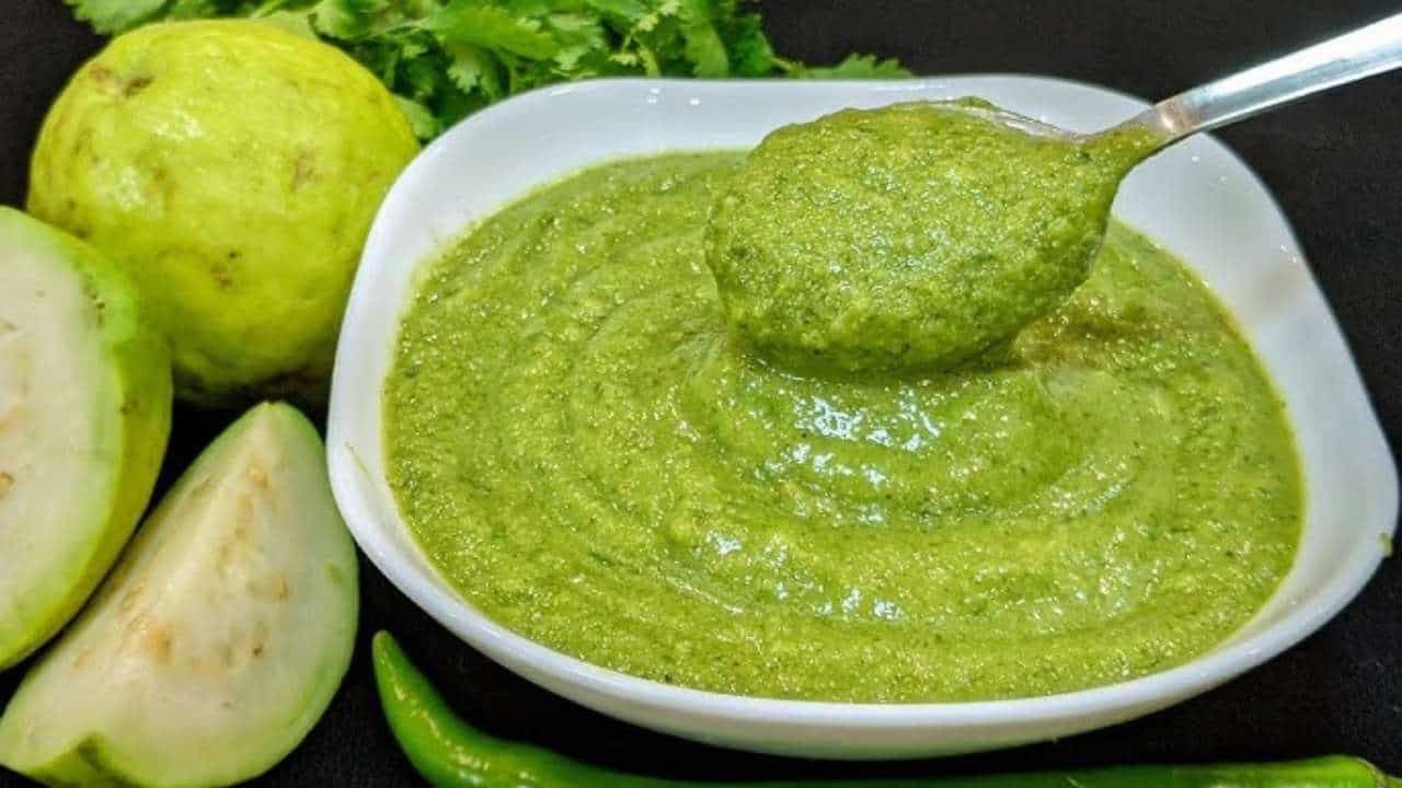 ರುಚಿಕರವಾದ ಪೇರಲೆ ಚಟ್ನಿ ಮಾಡುವ ವಿಧಾನ ಇಲ್ಲಿದೆ ರುಚಿಕರವಾದ ಪೇರಲೆ ಚಟ್ನಿ ಮಾಡುವ ವಿಧಾನ ಇಲ್ಲಿದೆ
