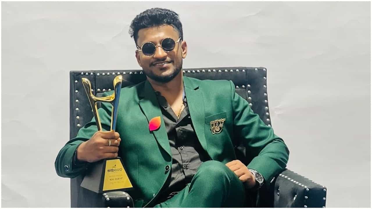 ಹಾಸ್ಯ ನಟ ‘ಹುಲಿ' ಕಾರ್ತಿಕ್ ಮೇಲೆ ದಾಖಲಾಯ್ತು ಎಫ್ಐಆರ್; ಕಾರಣ ಏನು? ಹಾಸ್ಯ ನಟ ‘ಹುಲಿ' ಕಾರ್ತಿಕ್ ಮೇಲೆ ದಾಖಲಾಯ್ತು ಎಫ್ಐಆರ್; ಕಾರಣ ಏನು?