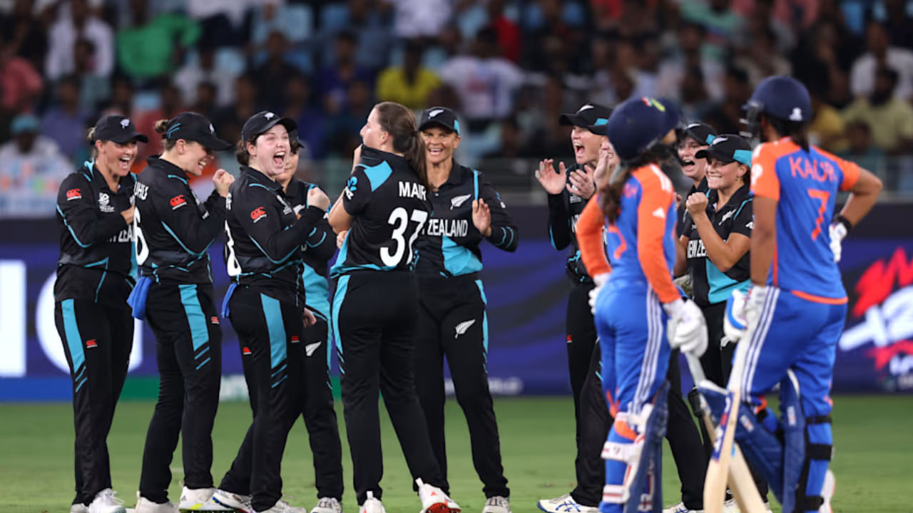 IND vs NZ: ರಾಧಾ ಏಕಾಂಗಿ ಹೋರಾಟ ವ್ಯರ್ಥ; 2ನೇ ಏಕದಿನ ಪಂದ್ಯ ಗೆದ್ದ ಕಿವೀಸ್ ತಂಡ