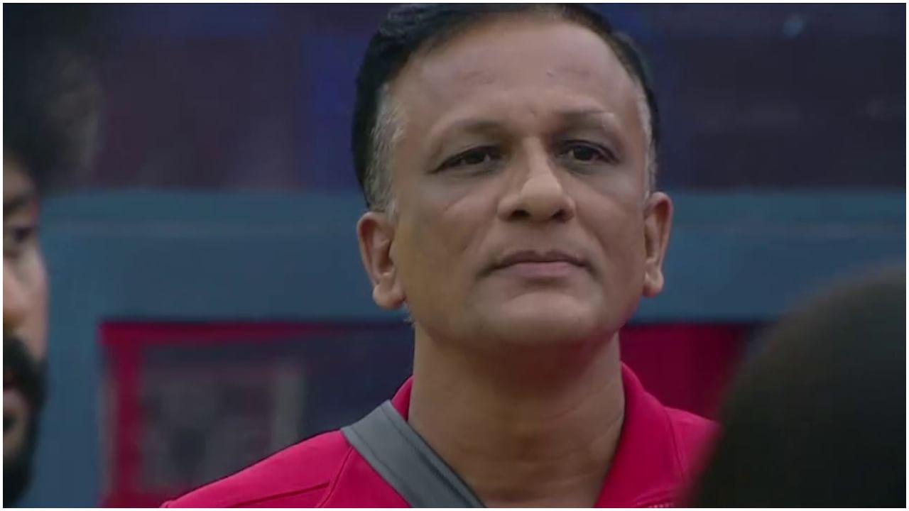 ಕಲರ್ಸ್ ಶೋಗೆ ಮರಳಿದ ಲಾಯರ್ ಜಗದೀಶ್; ಫ್ಯಾನ್ಸ್ಗೆ ಗುಡ್ ನ್ಯೂಸ್ ಕಲರ್ಸ್ ಶೋಗೆ ಮರಳಿದ ಲಾಯರ್ ಜಗದೀಶ್; ಫ್ಯಾನ್ಸ್ಗೆ ಗುಡ್ ನ್ಯೂಸ್