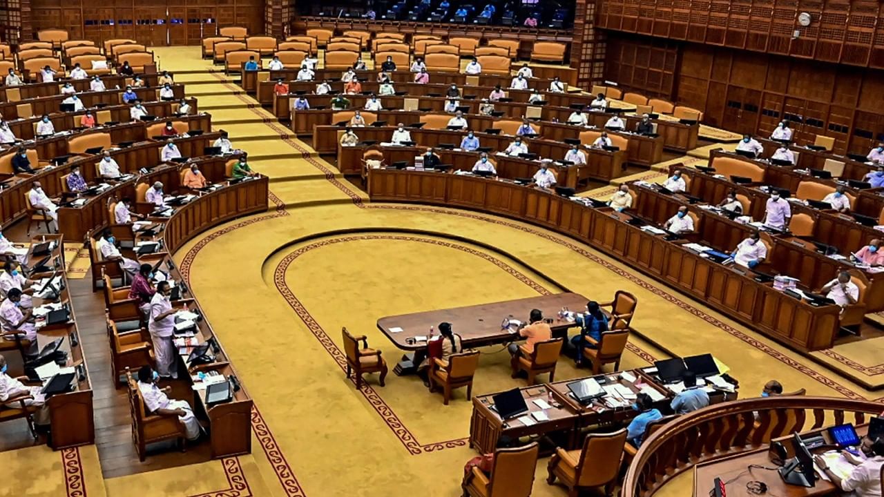 ಒಂದು ರಾಷ್ಟ್ರ, ಒಂದು ಚುನಾವಣೆ ವಿರೋಧಿಸುತ್ತಿರುವ ಕೇರಳ ಸರ್ಕಾರವನ್ನು ಟೀಕಿಸಿದ ಬಿಜೆಪಿ ನಾಯಕ ಒಂದು ರಾಷ್ಟ್ರ, ಒಂದು ಚುನಾವಣೆ ವಿರೋಧಿಸುತ್ತಿರುವ ಕೇರಳ ಸರ್ಕಾರವನ್ನು ಟೀಕಿಸಿದ ಬಿಜೆಪಿ ನಾಯಕ