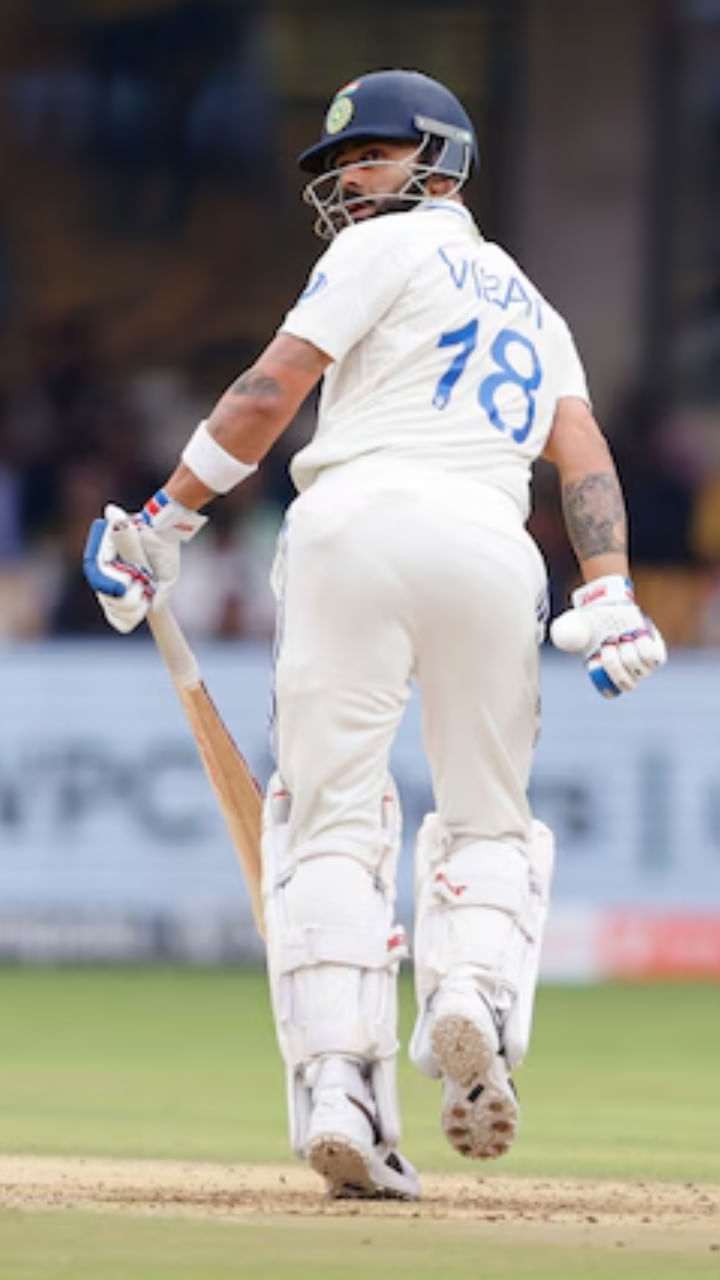 ಭಾರತ ಮತ್ತು ನ್ಯೂಜಿಲೆಂಡ್ ನಡುವೆ ನಡೆಯುತ್ತಿರುವ ಮೊದಲ ಬೆಂಗಳೂರು ಟೆಸ್ಟ್​ನಲ್ಲಿ ಟೀಂ ಇಂಡಿಯಾದ ಒಟ್ಟು ಐವರು ಆಟಗಾರರು ಶೂನ್ಯಕ್ಕೆ ಔಟಾಗಿದ್ದಾರೆ.