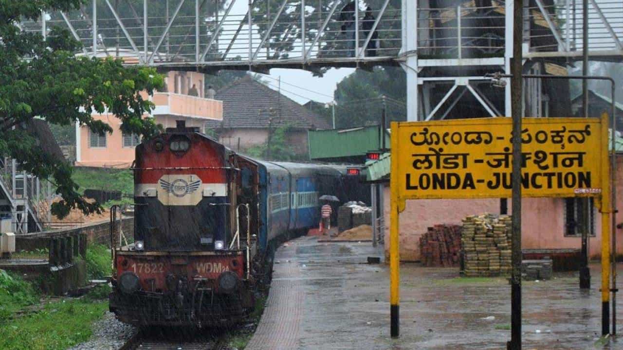 ಲೋಂಡಾ-ಕ್ಯಾಸಲ್ ರಾಕ್ ನಡುವೆ ರೈಲು ಸಂಚಾರ 1 ತಿಂಗಳು ಭಾಗಶಃ ರದ್ದು ಲೋಂಡಾ-ಕ್ಯಾಸಲ್ ರಾಕ್ ನಡುವೆ ರೈಲು ಸಂಚಾರ 1 ತಿಂಗಳು ಭಾಗಶಃ ರದ್ದು