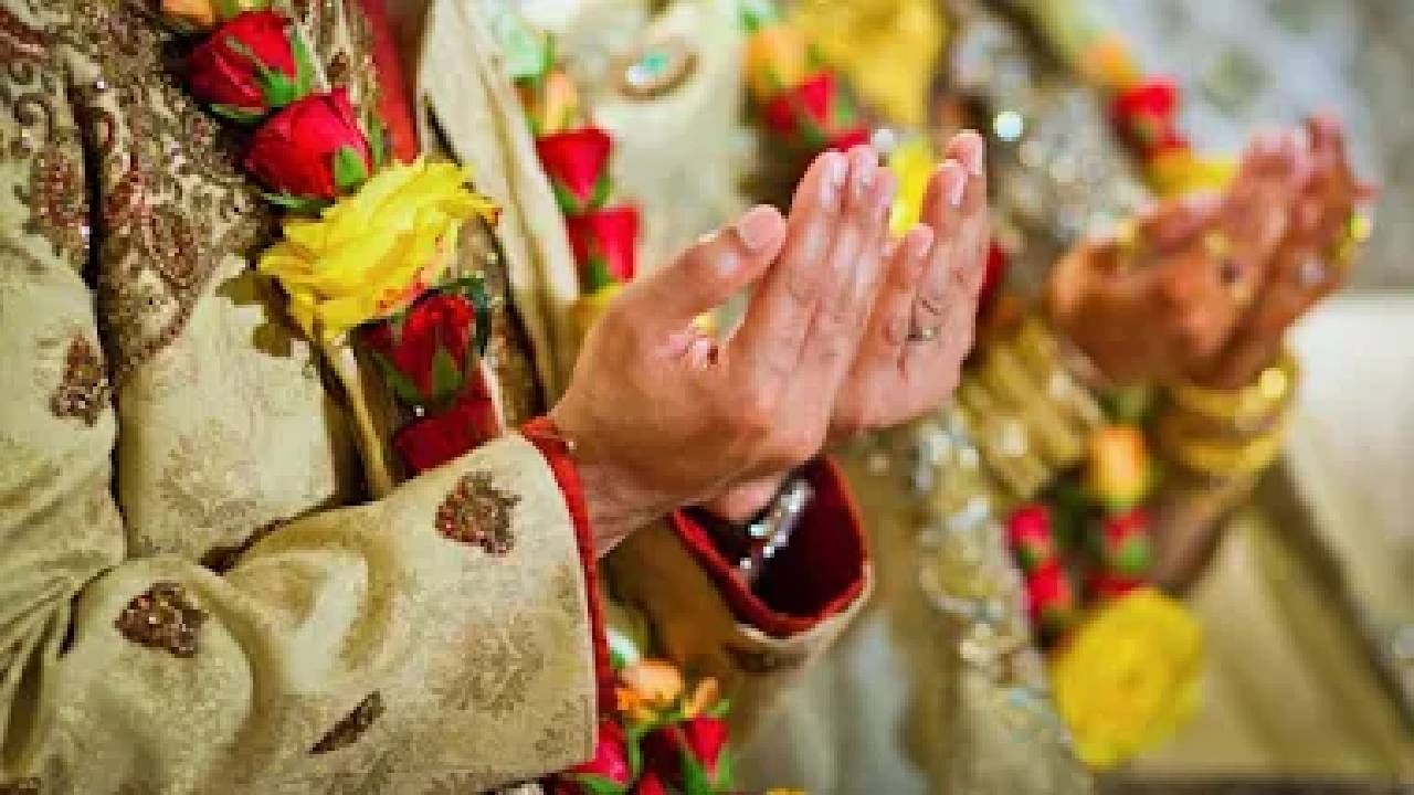 ಆನ್ಲೈನ್ನಲ್ಲಿ ಪಾಕಿಸ್ತಾನದ ಯುವತಿಯನ್ನು ಮದುವೆಯಾದ ಬಿಜೆಪಿ ಕಾರ್ಪೊರೇಟರ್ ಪುತ್ರ ಆನ್ಲೈನ್ನಲ್ಲಿ ಪಾಕಿಸ್ತಾನದ ಯುವತಿಯನ್ನು ಮದುವೆಯಾದ ಬಿಜೆಪಿ ಕಾರ್ಪೊರೇಟರ್ ಪುತ್ರ