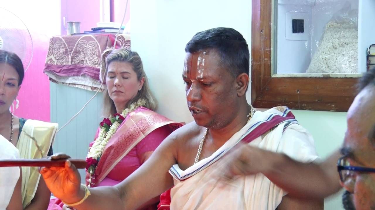 Foreigners performed in Narasimha Swamy Homa at Mysore