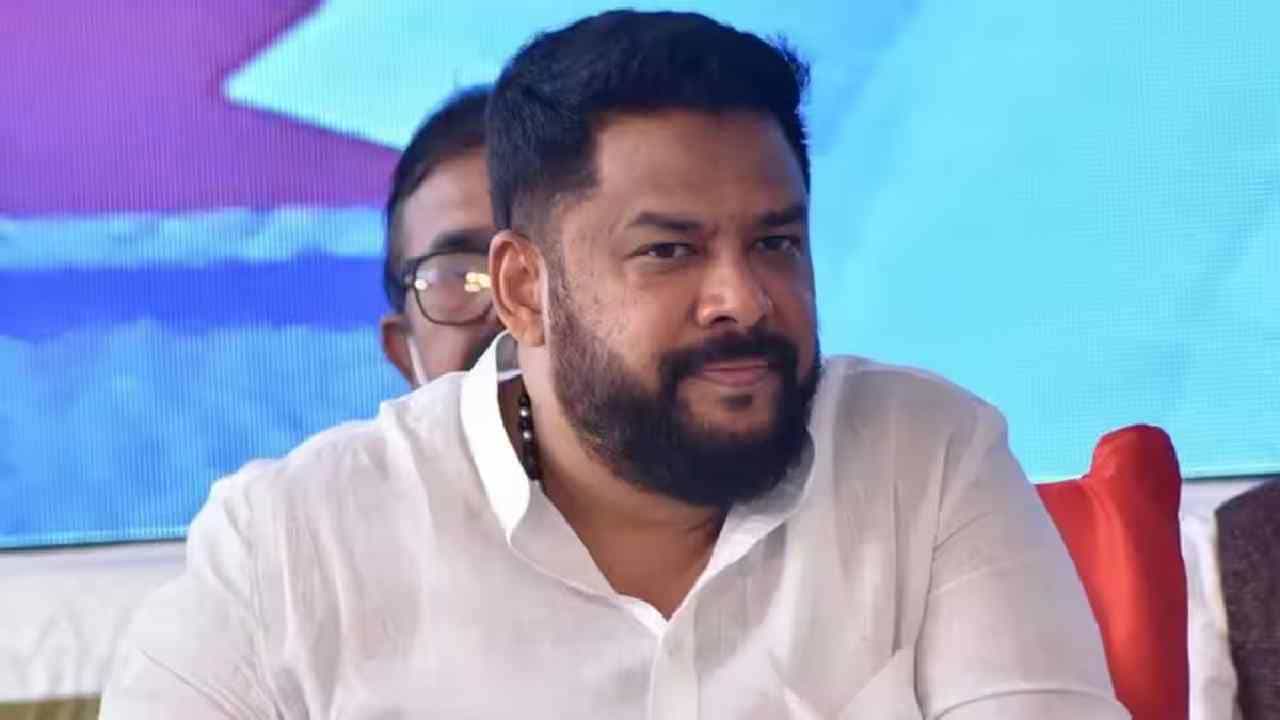 ಪರಪ್ಪನ ಅಗ್ರಹಾರದ ಜೈಲಿನ ಗೋಡೆ ಮೇಲೆ ಅವರ ಹೆಸರು ಬರೆದು ಬಂದಿದ್ದೇನೆ: ಬಿಜೆಪಿಗರಿಗೆ ನಾಗೇಂದ್ರ ಎಚ್ಚರಿಕೆ ಪರಪ್ಪನ ಅಗ್ರಹಾರದ ಜೈಲಿನ ಗೋಡೆ ಮೇಲೆ ಅವರ ಹೆಸರು ಬರೆದು ಬಂದಿದ್ದೇನೆ: ಬಿಜೆಪಿಗರಿಗೆ ನಾಗೇಂದ್ರ ಎಚ್ಚರಿಕೆ