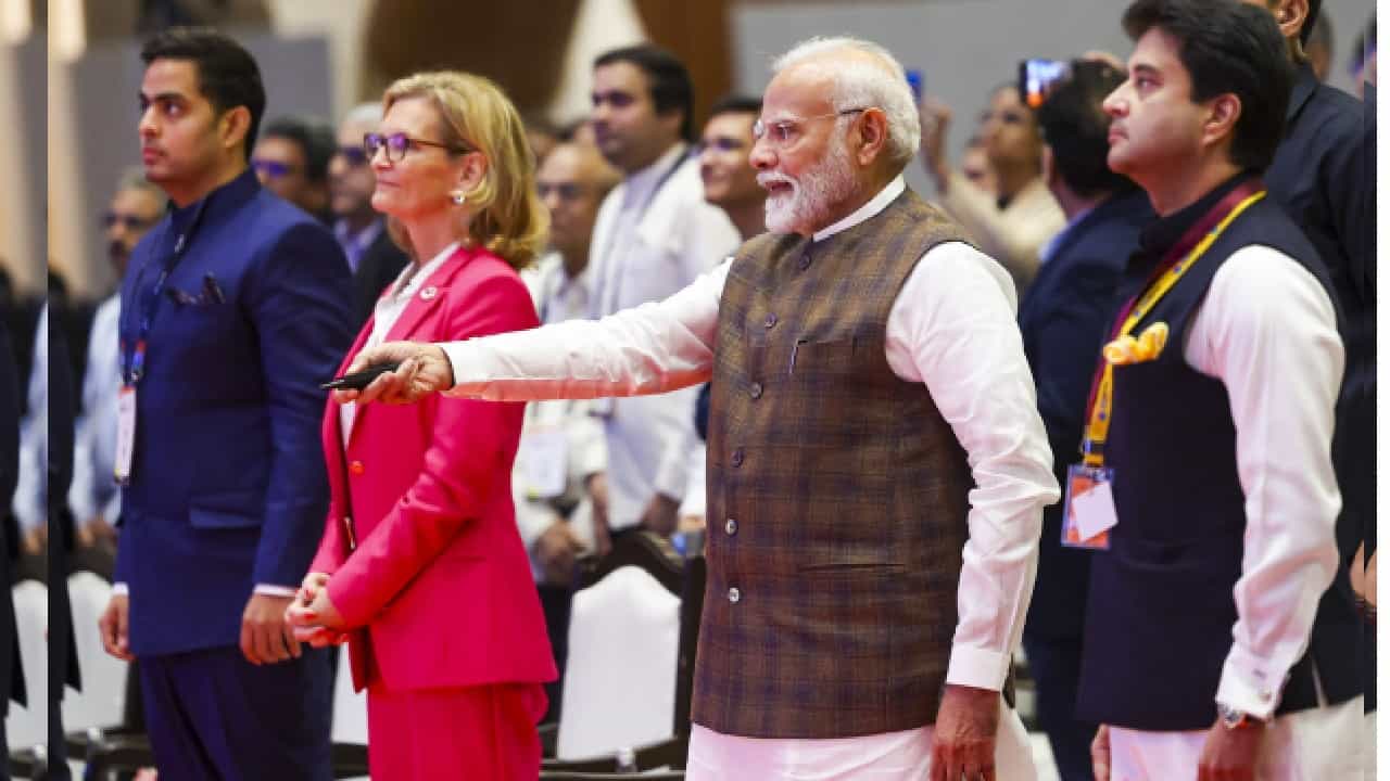 ಭಾರತ ವಿಶ್ವದ 5G ಪವರ್ಹೌಸ್ ಆಗಿ ಹೊರಹೊಮ್ಮಿದೆ; ಐಎಂಸಿಯಲ್ಲಿ ಪ್ರಧಾನಿ ಮೋದಿ ಭಾರತ ವಿಶ್ವದ 5G ಪವರ್ಹೌಸ್ ಆಗಿ ಹೊರಹೊಮ್ಮಿದೆ; ಐಎಂಸಿಯಲ್ಲಿ ಪ್ರಧಾನಿ ಮೋದಿ