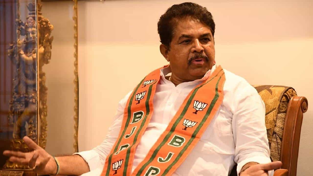 ಯೋಗೇಶ್ವರ್ ಬಿಜೆಪಿ ಕಟ್ಟಾಳು ಅಲ್ಲ, ಸಿದ್ಧಾಂತದಿಂದ ಬಂದವರಲ್ಲ: ಸಿಪಿವೈ ವಿರುದ್ಧ ಅಶೋಕ್ ವಾಗ್ದಾಳಿ