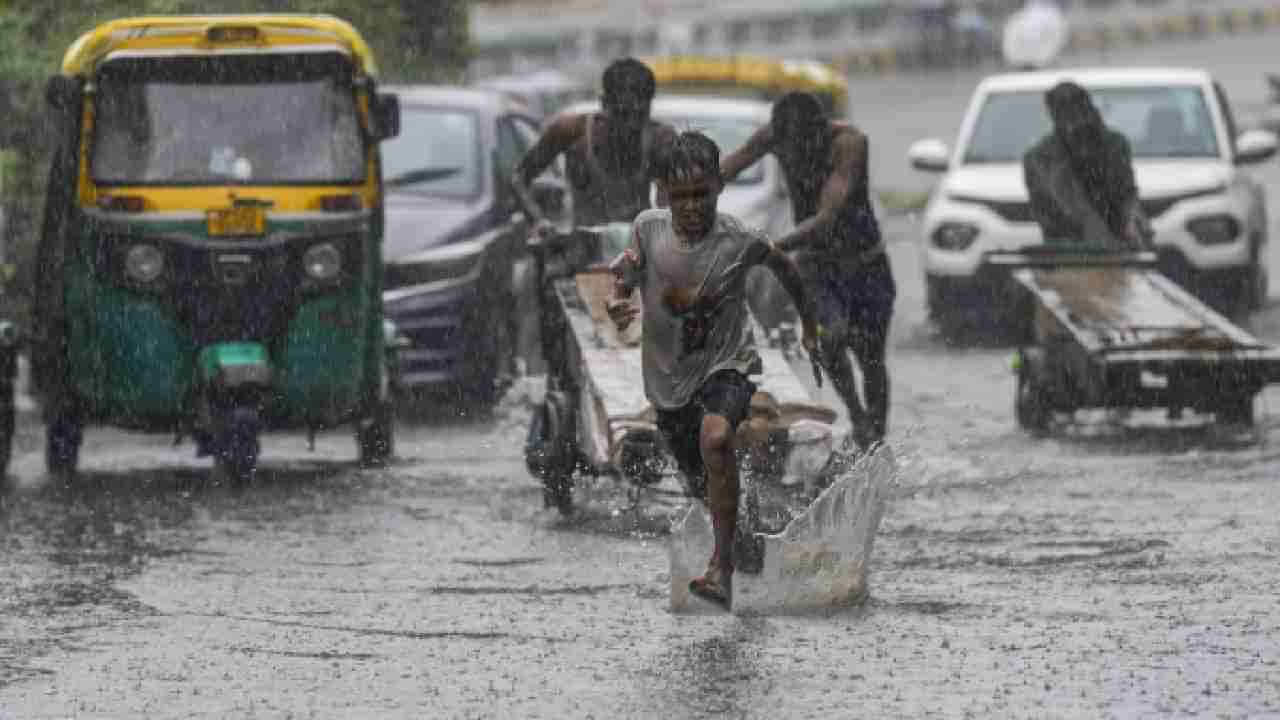 Karnataka Rains: ಕರ್ನಾಟಕದ ಈ 15 ಜಿಲ್ಲೆಗಳಲ್ಲಿ ಅಕ್ಟೋಬರ್ 10ರವರೆಗೂ ಧಾರಾಕಾರ ಮಳೆ