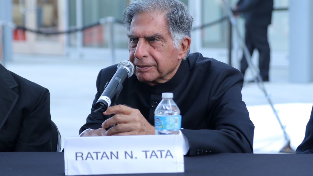 Ratan tata life history, significance and contribution to Indian economy, Details in Kannada