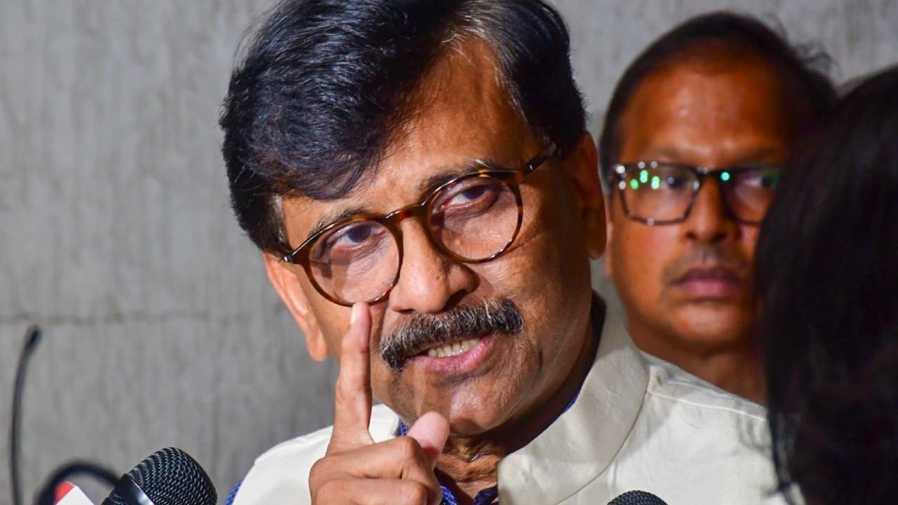 ಬಾಬಾ ಸಿದ್ದಿಕ್ ಹತ್ಯೆಗೆ ಗುಜರಾತ್ ನಂಟು ಇದೆ, ಅಮಿತ್ ಶಾ ರಾಜೀನಾಮೆ ನೀಡಲಿ: ಸಂಜಯ್ ರಾವತ್ ಬಾಬಾ ಸಿದ್ದಿಕ್ ಹತ್ಯೆಗೆ ಗುಜರಾತ್ ನಂಟು ಇದೆ, ಅಮಿತ್ ಶಾ ರಾಜೀನಾಮೆ ನೀಡಲಿ: ಸಂಜಯ್ ರಾವತ್