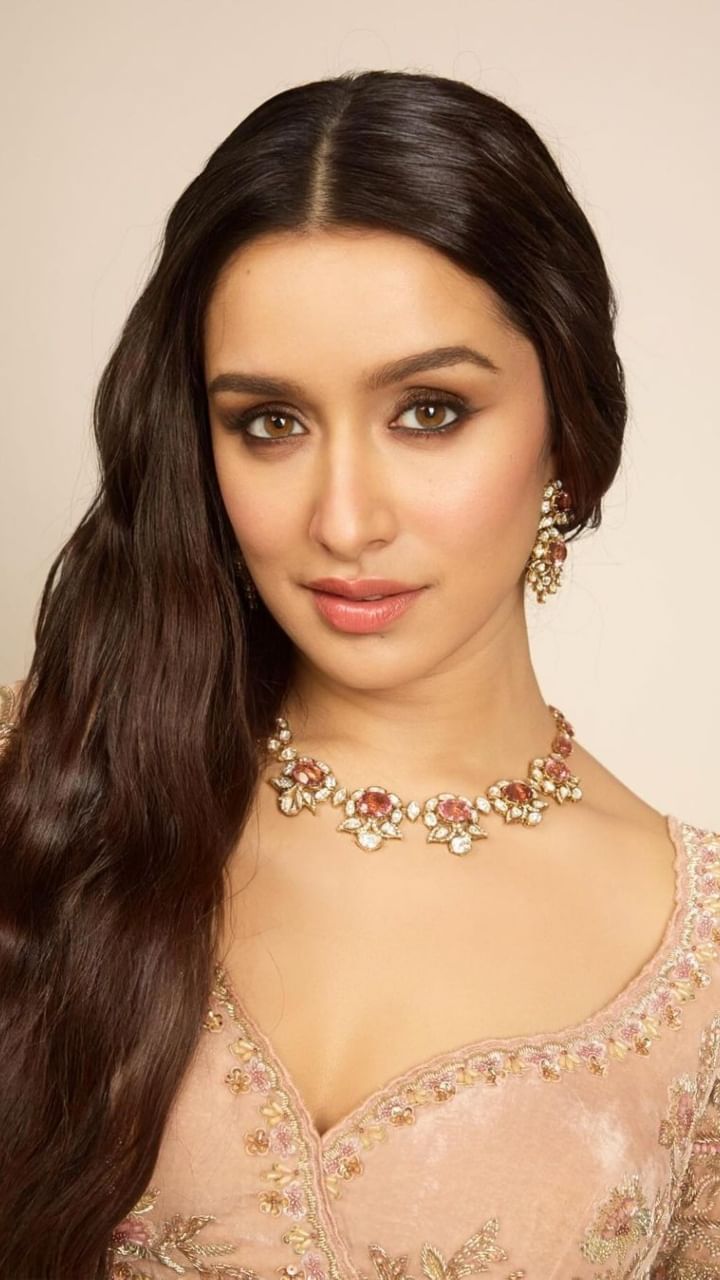 Shradha Kapoor5