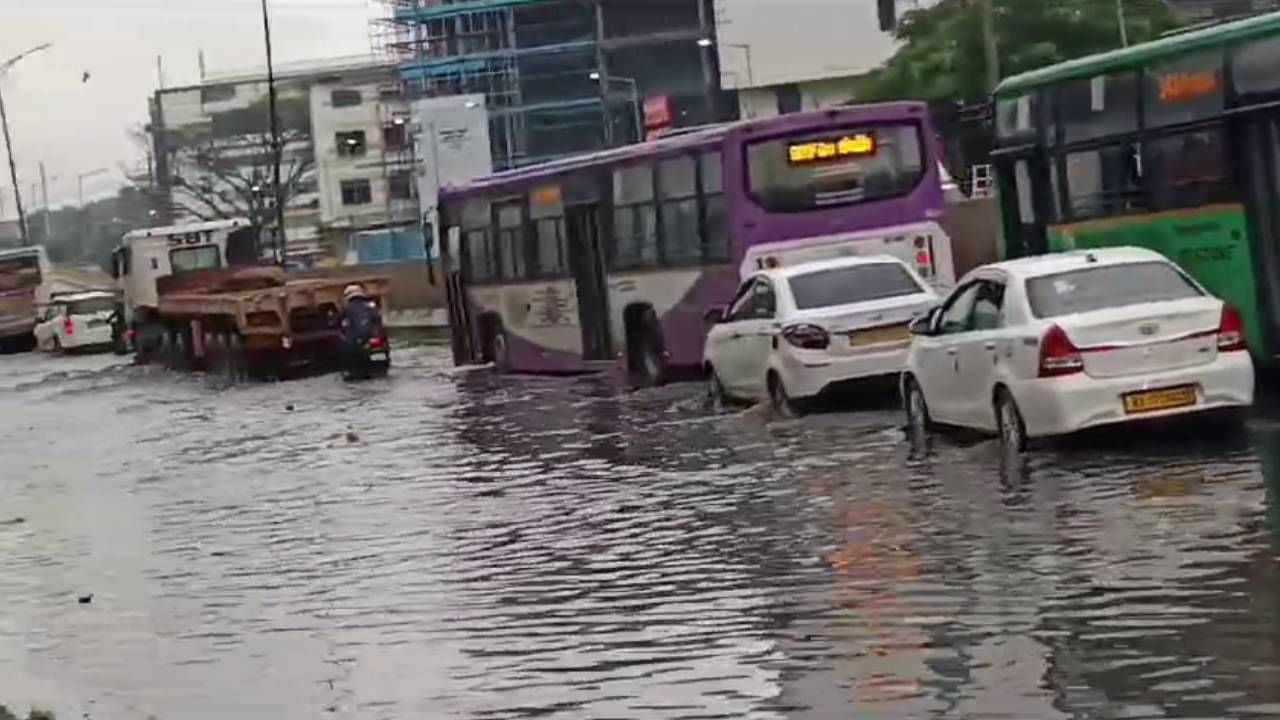 Bengaluru Rain Emergency: Traffic Advisory, Due to rain vehicle slow moving in Bengaluru roads, Kannada News