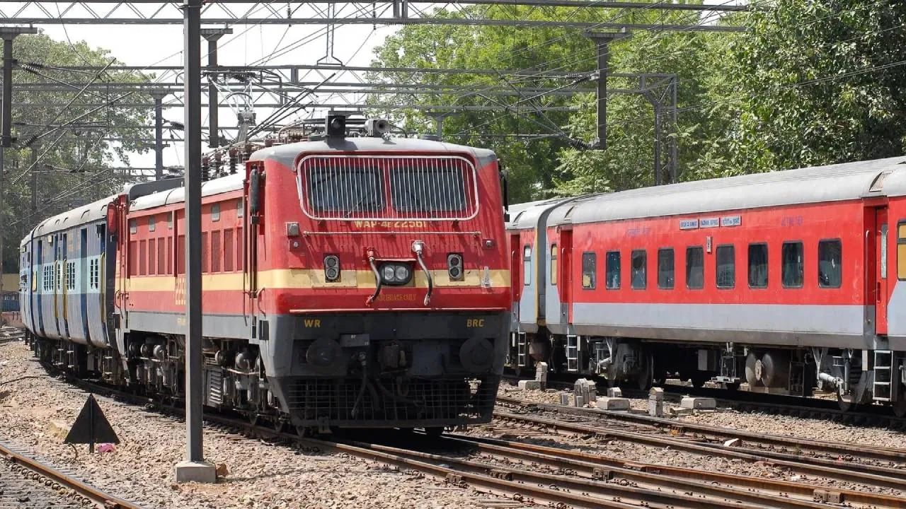 ಬೆಂಗಳೂರು ಎಸ್​ಎಂವಿಟಿ ಕಾರವಾರ, ಯಶವಂತಪುರ ಮಂಗಳೂರು ಮಧ್ಯೆ ವಿಶೇಷ ರೈಲು: ವೇಳಾಪಟ್ಟಿ, ಇತರ ವಿವರ ಇಲ್ಲಿದೆ