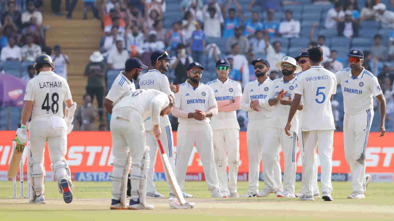 IND vs NZ: ಸರಣಿ ಕೈತಪ್ಪುವ ಭೀತಿಯಲ್ಲಿ ಟೀಂ ಇಂಡಿಯಾ; ಬೃಹತ್ ಮೊತ್ತದತ್ತ ಕಿವೀಸ್