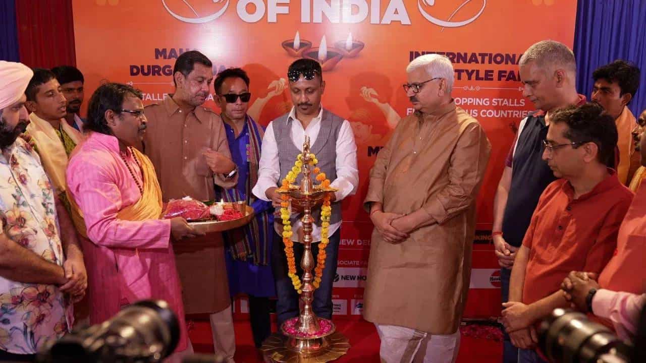 ಟಿವಿ9 ಫೆಸ್ಟಿವಲ್ ಆಫ್ ಇಂಡಿಯಾ: 5 ದಿನಗಳ ಮಹಾ ಉತ್ಸವ, ದುರ್ಗೆಯ ವೈಭವ ಟಿವಿ9 ಫೆಸ್ಟಿವಲ್ ಆಫ್ ಇಂಡಿಯಾ: 5 ದಿನಗಳ ಮಹಾ ಉತ್ಸವ, ದುರ್ಗೆಯ ವೈಭವ