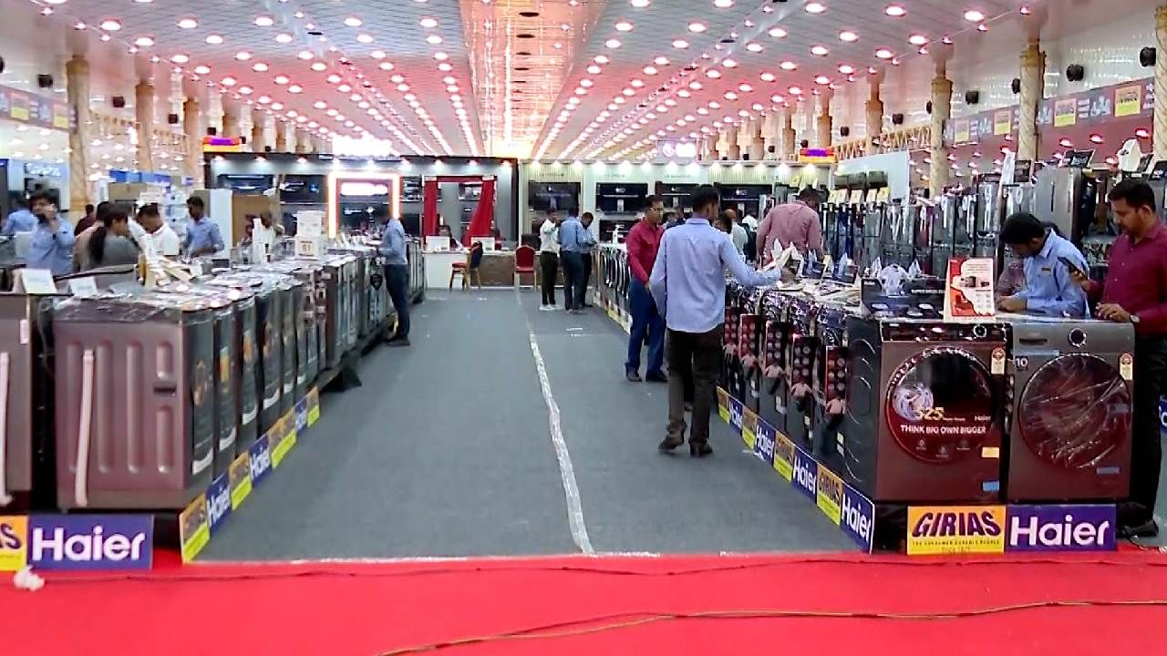 Tv9 kannada organised tv9 Lifestyle, Automobiles and Furniture Expo for 3 days at Palace Grounds Tripura Vasini bengaluru kannada news