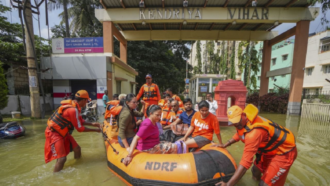 Bengaluru Rains: ಮಳೆಯಿಂದ ಜಲಾವೃತವಾಗಿದ್ದ ಯಲಹಂಕದ ಕೇಂದ್ರೀಯ ವಿಹಾರ್​ ಅಪಾರ್ಟ್​ಮೆಂಟ್​ಗೆ ಬಿಬಿಎಂಪಿ ನೋಟಿಸ್