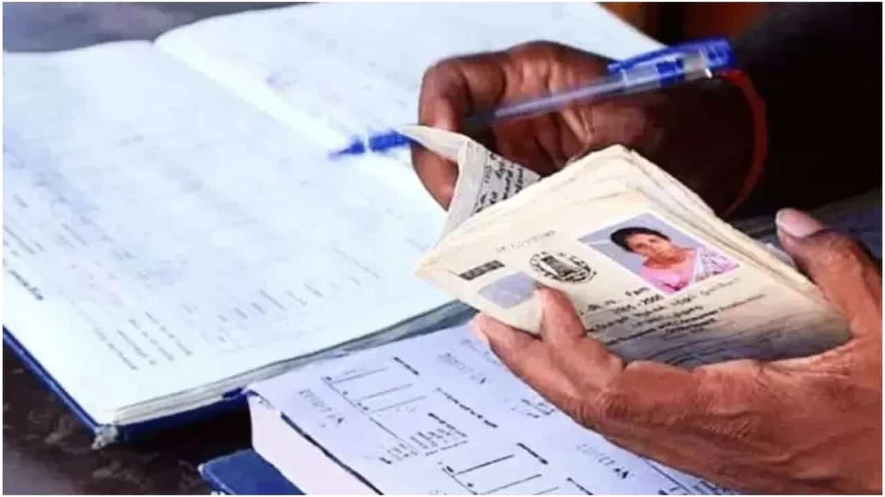 ಬರೋಬ್ಬರಿ 22 ಲಕ್ಷ ಅನರ್ಹ ಬಿಪಿಎಲ್ ಕಾರ್ಡ್: ಶಾಕಿಂಗ್ ಅಂಕಿಅಂಶ ಬಿಚ್ಚಿಟ್ಟ ಇ ಗವರ್ನೆನ್ಸ್ ಇಲಾಖೆ!