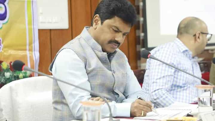ಬಿಪಿಎಲ್ ಕಾರ್ಡ್ ರದ್ದು: ಸರ್ಕಾರ ನಡೆ ಸ್ವಾಗತಿಸಿದ ಬಿಜೆಪಿ ಸಂಸದ ರಾಘವೇಂದ್ರ..! ಬಿಪಿಎಲ್ ಕಾರ್ಡ್ ರದ್ದು: ಸರ್ಕಾರ ನಡೆ ಸ್ವಾಗತಿಸಿದ ಬಿಜೆಪಿ ಸಂಸದ ರಾಘವೇಂದ್ರ..!
