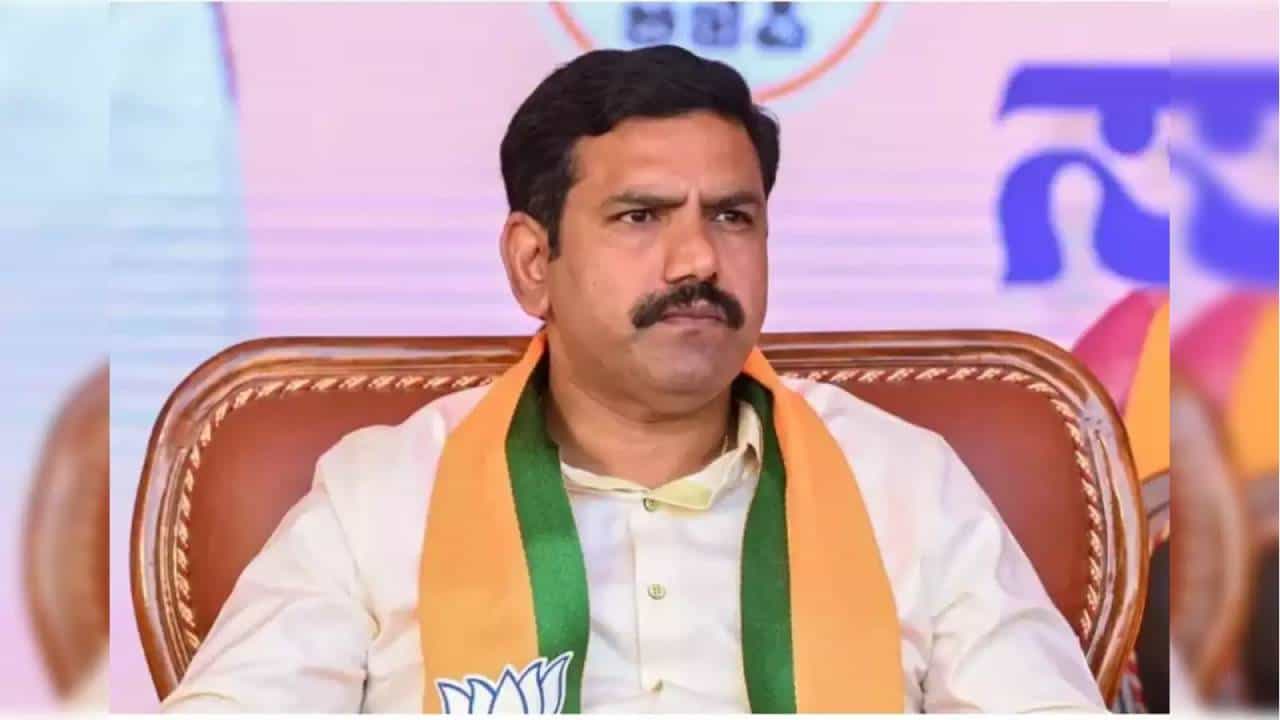 ಕರ್ನಾಟಕ ಉಪ ಚುನಾವಣೆಯಲ್ಲಿ ಸೋಲು: ಬಿಜೆಪಿ ಕಾರ್ಯಕರ್ತರಿಗೆ ಬಿವೈ ವಿಜಯೇಂದ್ರ ಬಹಿರಂಗ ಪತ್ರ ಕರ್ನಾಟಕ ಉಪ ಚುನಾವಣೆಯಲ್ಲಿ ಸೋಲು: ಬಿಜೆಪಿ ಕಾರ್ಯಕರ್ತರಿಗೆ ಬಿವೈ ವಿಜಯೇಂದ್ರ ಬಹಿರಂಗ ಪತ್ರ