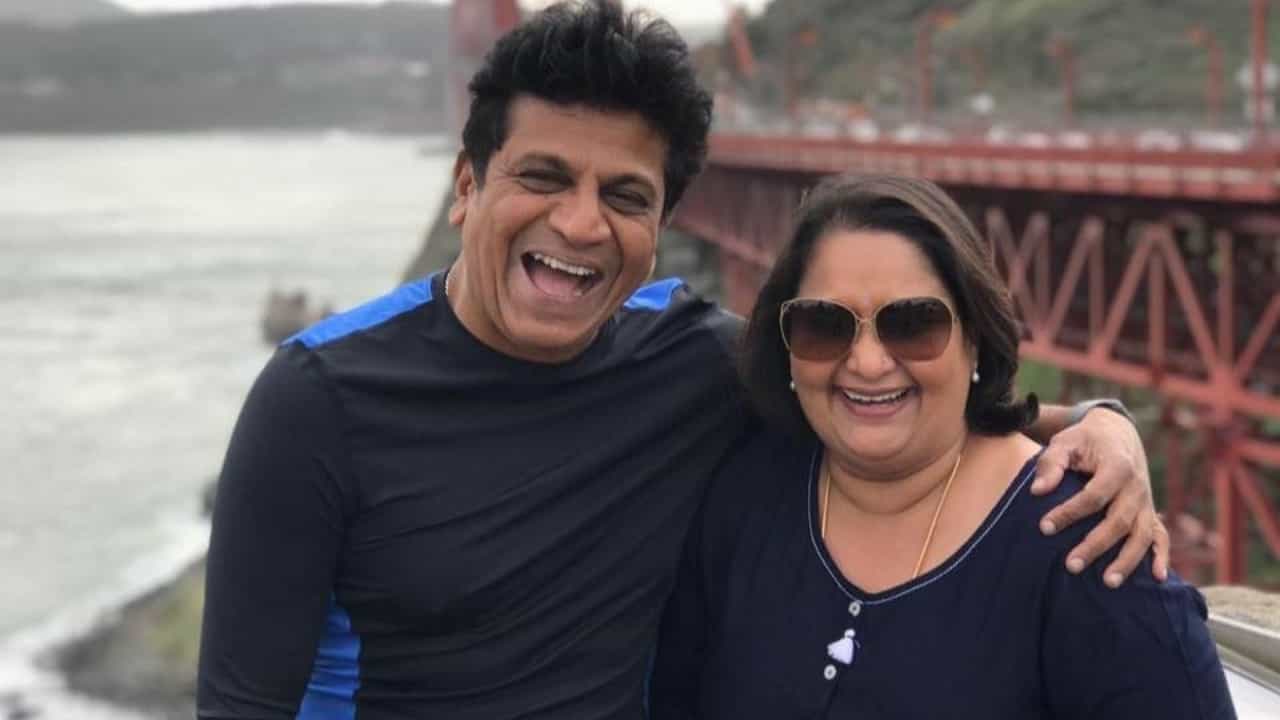 ಶಕ್ತಿಧಾಮದ ಮಕ್ಕಳಿಗಾಗಿ ಶಿಕ್ಷಕಿಯಾದ ಗೀತಾ ಶಿವರಾಜ್ ಕುಮಾರ್ ಶಕ್ತಿಧಾಮದ ಮಕ್ಕಳಿಗಾಗಿ ಶಿಕ್ಷಕಿಯಾದ ಗೀತಾ ಶಿವರಾಜ್ ಕುಮಾರ್
