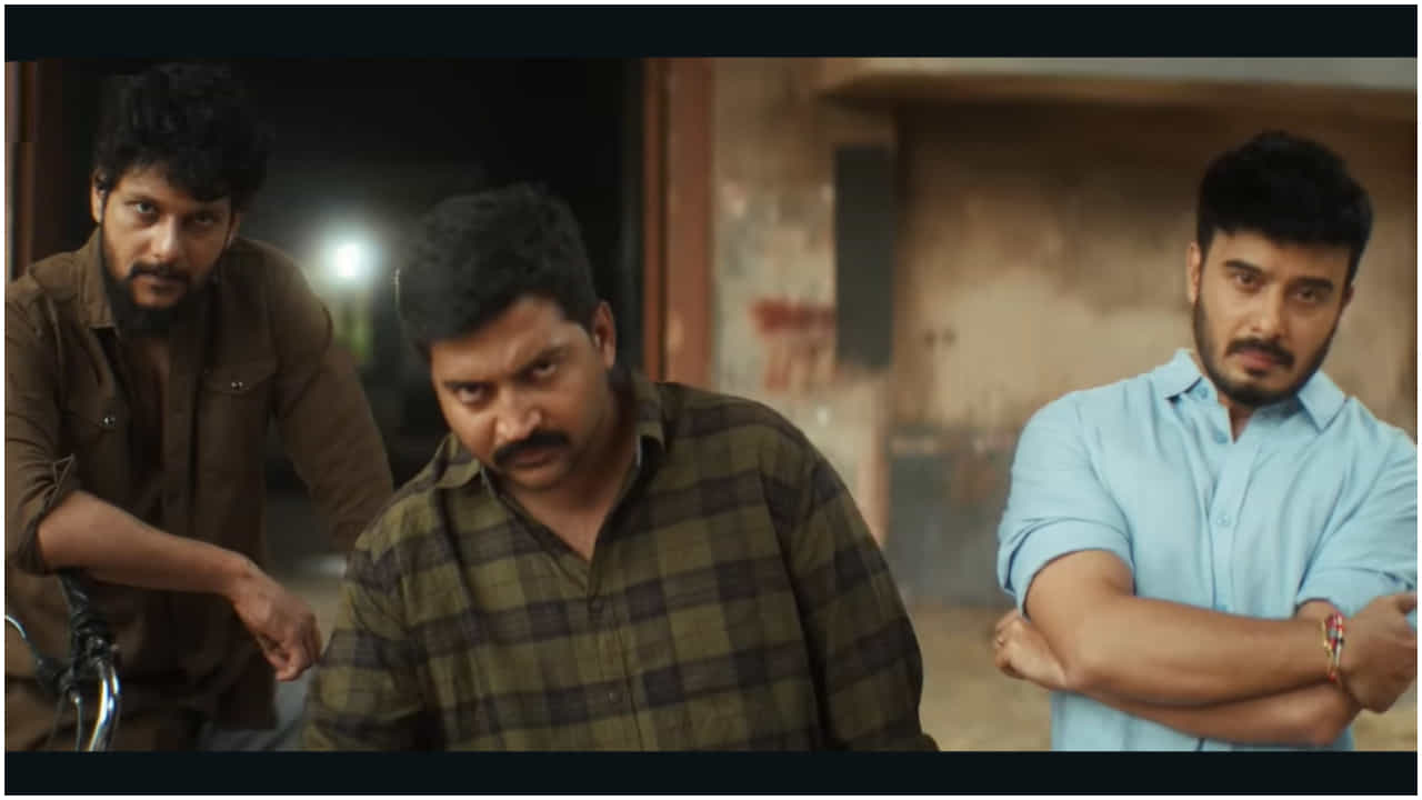 ಟ್ರೆಂಡ್ ಆಗುತ್ತಿದೆ ‘ಮರ್ಯಾದೆ ಪ್ರಶ್ನೆ’ ಸಿನಿಮಾದ ‘ಫಿರಾಕೋ ಮಾರ್..’ ರ್ಯಾಪ್ ಸಾಂಗ್ ಟ್ರೆಂಡ್ ಆಗುತ್ತಿದೆ ‘ಮರ್ಯಾದೆ ಪ್ರಶ್ನೆ’ ಸಿನಿಮಾದ ‘ಫಿರಾಕೋ ಮಾರ್..’ ರ್ಯಾಪ್ ಸಾಂಗ್
