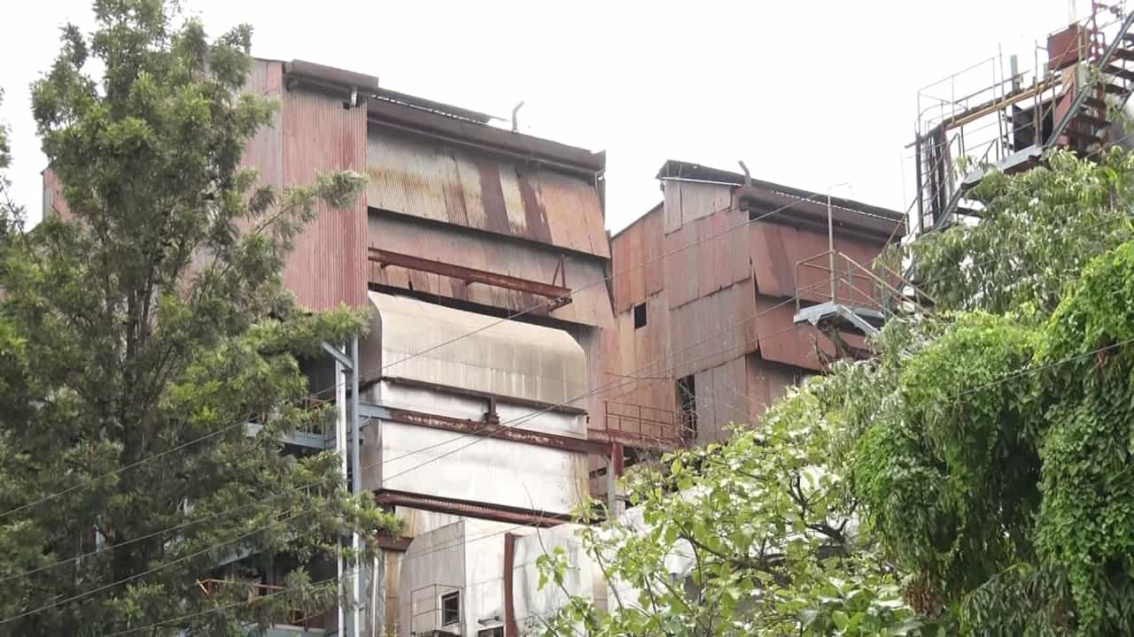 ಕೃಷಿ ಸಚಿವರ ತವರಲ್ಲೇ ಅನ್ನದಾತರಿಗೆ ತಪ್ಪದ ಸಂಕಷ್ಟ: ಸಂಪೂರ್ಣ ಕಬ್ಬು ಅರೆಯುವ ಮುನ್ನವೇ ಮೈಶುಗರ್ ಕಾರ್ಖಾನೆ ಬಂದ್ ಕೃಷಿ ಸಚಿವರ ತವರಲ್ಲೇ ಅನ್ನದಾತರಿಗೆ ತಪ್ಪದ ಸಂಕಷ್ಟ: ಸಂಪೂರ್ಣ ಕಬ್ಬು ಅರೆಯುವ ಮುನ್ನವೇ ಮೈಶುಗರ್ ಕಾರ್ಖಾನೆ ಬಂದ್