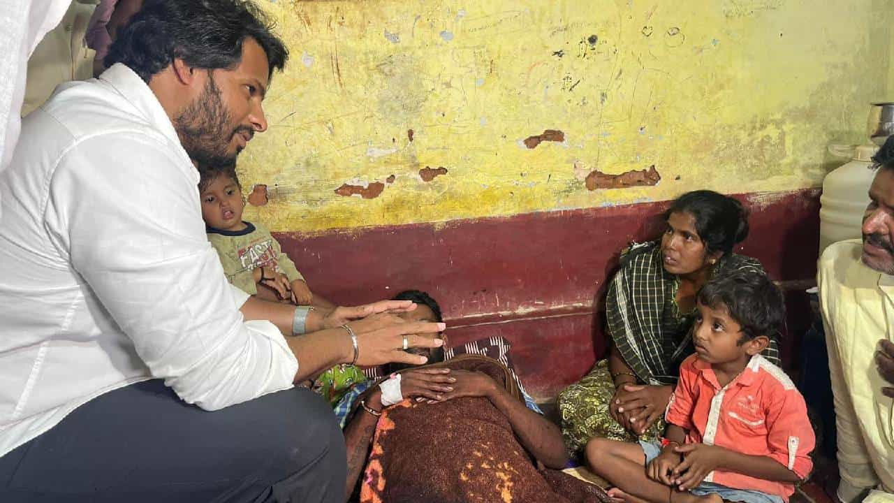 ಎಲ್ಲಿ ಕಳೆದುಕೊಂಡಿದ್ದೇನೋ..ಅಲ್ಲೇ ಹುಡುಕುತ್ತೇನೆ: ಶಪಥ ಮಾಡಿದ ನಿಖಿಲ್ ಕುಮಾರಸ್ವಾಮಿ ಎಲ್ಲಿ ಕಳೆದುಕೊಂಡಿದ್ದೇನೋ..ಅಲ್ಲೇ ಹುಡುಕುತ್ತೇನೆ: ಶಪಥ ಮಾಡಿದ ನಿಖಿಲ್ ಕುಮಾರಸ್ವಾಮಿ