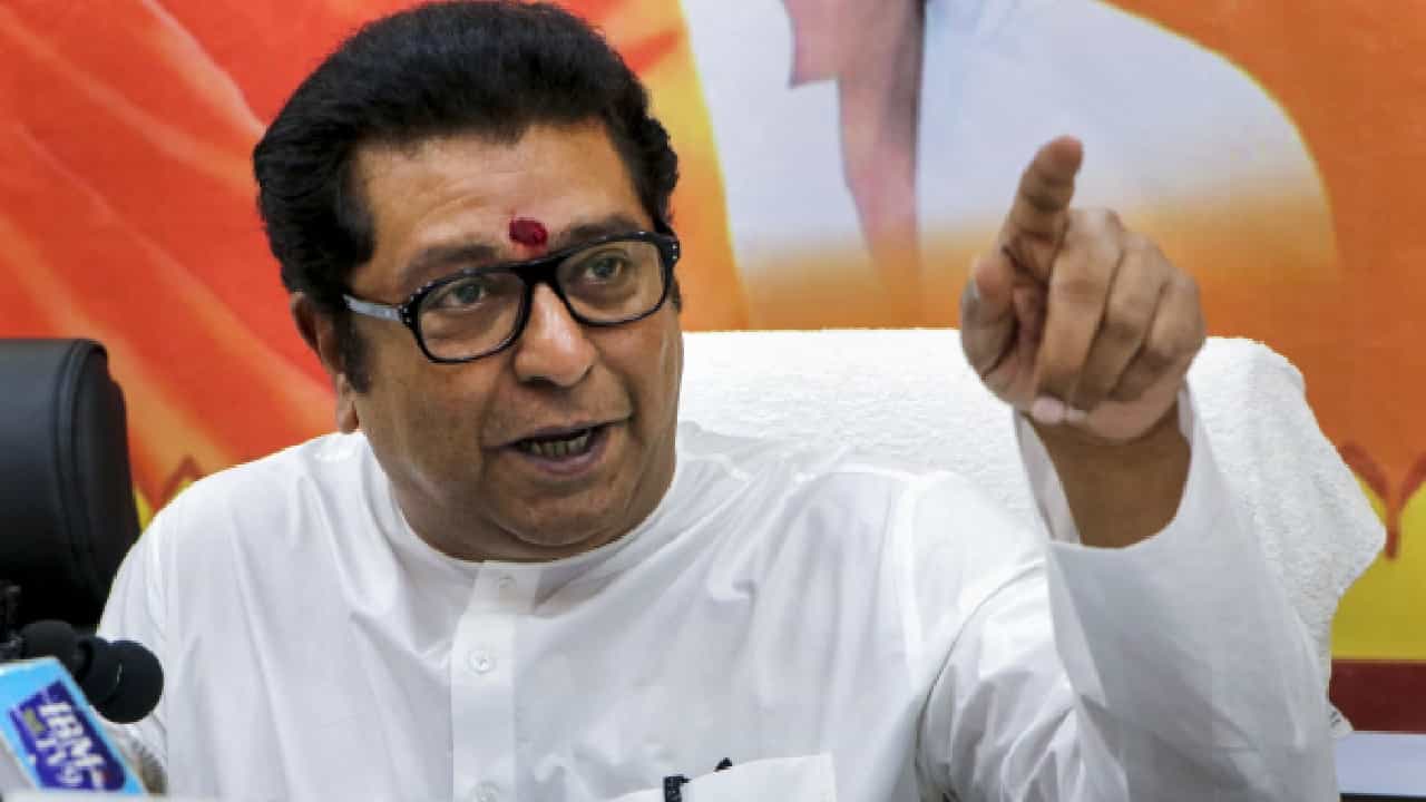 ‘ಅಧಿಕಾರಕ್ಕೆ ಬಂದರೆ ಮಸೀದಿಗಳ ಧ್ವನಿವರ್ಧಕಗಳನ್ನು ತೆಗೆದುಹಾಕುತ್ತೇನೆ’; ರಾಜ್ ಠಾಕ್ರೆ ಭರವಸೆ ‘ಅಧಿಕಾರಕ್ಕೆ ಬಂದರೆ ಮಸೀದಿಗಳ ಧ್ವನಿವರ್ಧಕಗಳನ್ನು ತೆಗೆದುಹಾಕುತ್ತೇನೆ’; ರಾಜ್ ಠಾಕ್ರೆ ಭರವಸೆ
