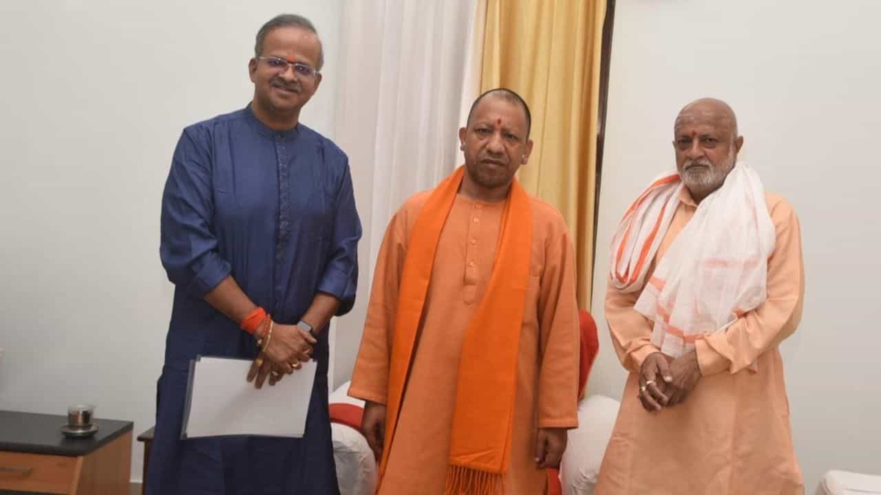 ವಿಶ್ವಶಾಂತಿಗಾಗಿ ಅಯೋಧ್ಯೆಯಲ್ಲಿ ರುದ್ರ ಚಂಡಿ ಯಾಗ; ಸಿಎಂ ಯೋಗಿ ಆದಿತ್ಯನಾಥ್ ಭಾಗಿ ವಿಶ್ವಶಾಂತಿಗಾಗಿ ಅಯೋಧ್ಯೆಯಲ್ಲಿ ರುದ್ರ ಚಂಡಿ ಯಾಗ; ಸಿಎಂ ಯೋಗಿ ಆದಿತ್ಯನಾಥ್ ಭಾಗಿ