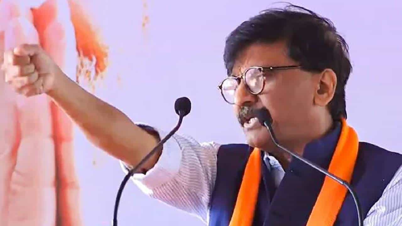 ಇವಿಎಂ ಮಂದಿರ ನಿರ್ಮಾಣ ಮಾಡ್ಬೇಕು, ಒಂದು ಕಡೆ ಮೋದಿ, ಮತ್ತೊಂದು ಕಡೆ ಅಮಿತ್ ಶಾ ಮೂರ್ತಿ ಇರ್ಬೇಕು: ಸಂಜಯ್ ರಾವತ್ ಇವಿಎಂ ಮಂದಿರ ನಿರ್ಮಾಣ ಮಾಡ್ಬೇಕು, ಒಂದು ಕಡೆ ಮೋದಿ, ಮತ್ತೊಂದು ಕಡೆ ಅಮಿತ್ ಶಾ ಮೂರ್ತಿ ಇರ್ಬೇಕು: ಸಂಜಯ್ ರಾವತ್
