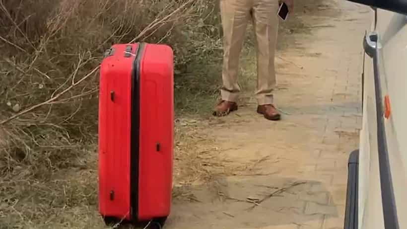 ಉತ್ತರ ಪ್ರದೇಶ: ಹೆದ್ದಾರಿಯಲ್ಲಿ ಬಿದ್ದಿದ್ದ ಸೂಟ್ಕೇಸ್ನಲ್ಲಿ ಮಹಿಳೆಯ ಶವ ಪತ್ತೆ